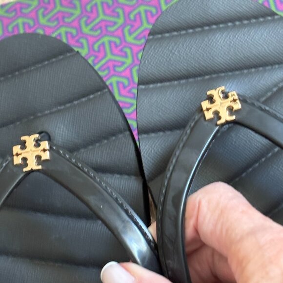 Tory Burch Kira Flip Flop - Picture 6 of 12